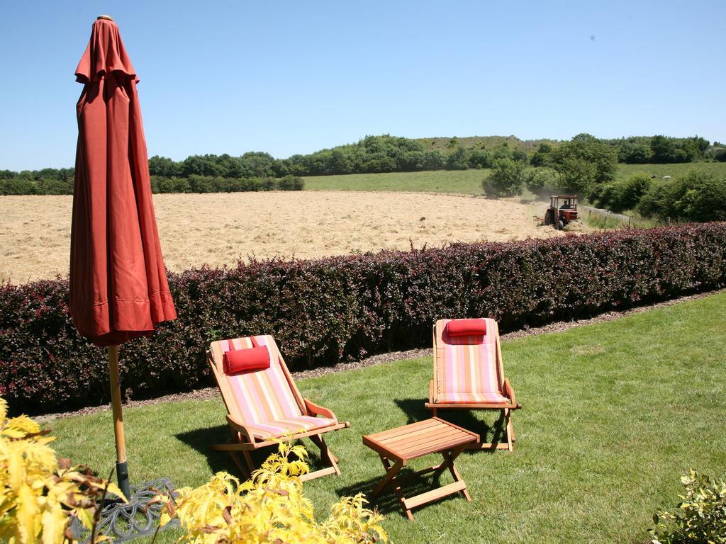 Peaceful Cottage In Ardennes With Private Terrace Bastogne Eksteriør billede